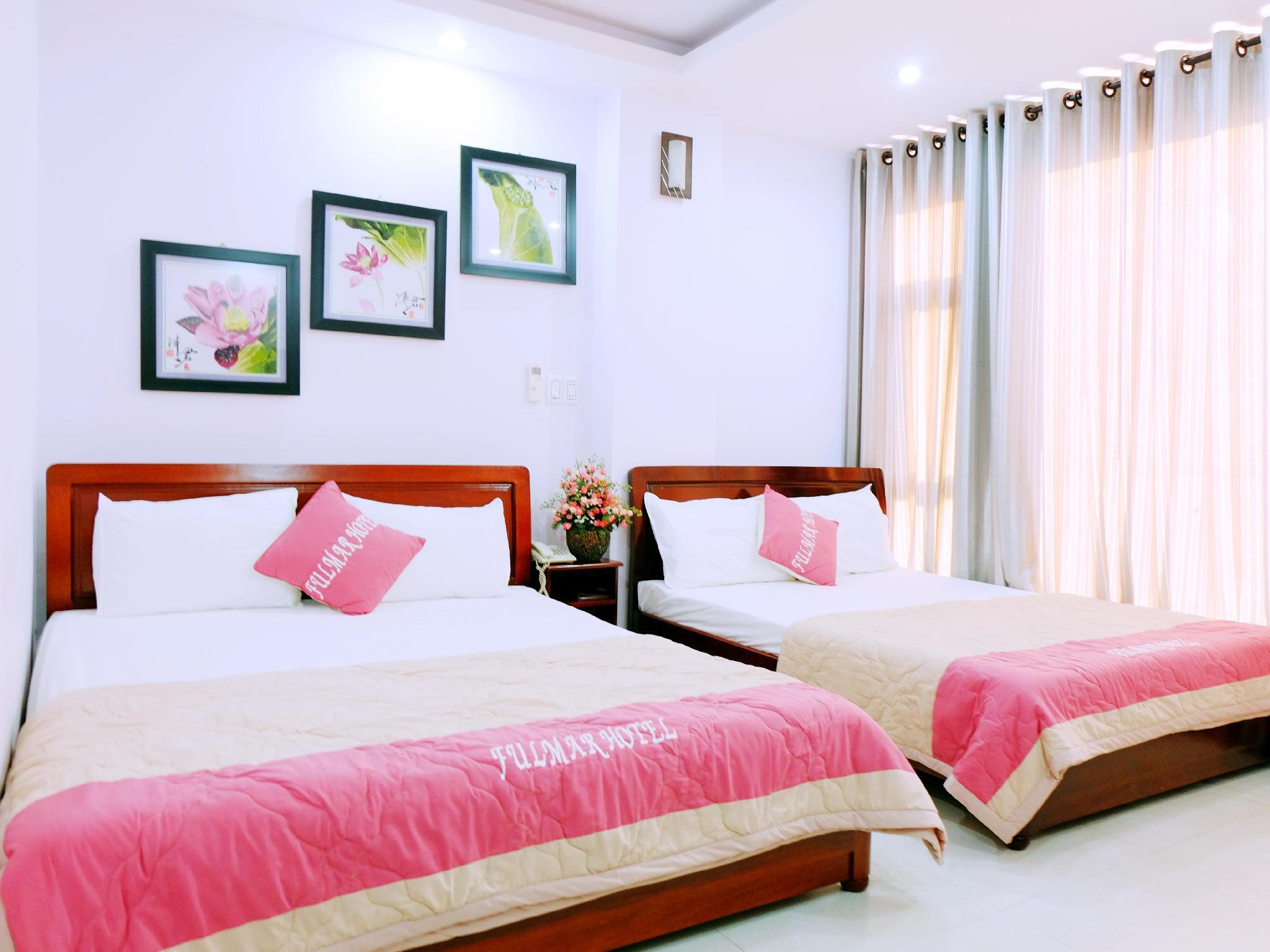 Fulmar Hotel Danang Exterior photo