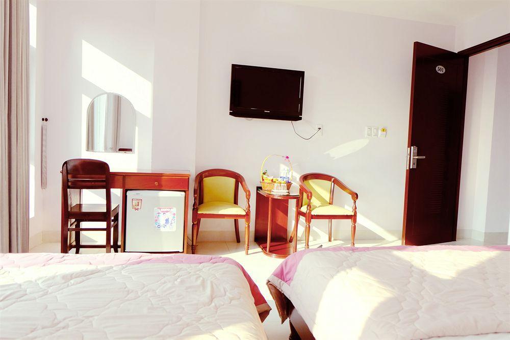 Fulmar Hotel Danang Exterior photo